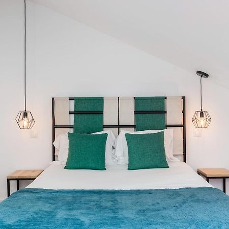 Stunning And Spacious Lofts Just By Graca And Alfama Лісабон Екстер'єр фото
