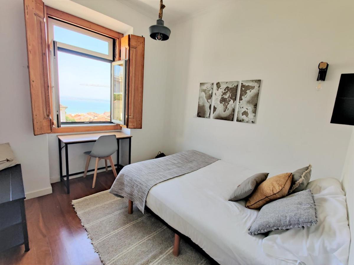 Stunning And Spacious Lofts Just By Graca And Alfama Лісабон Екстер'єр фото