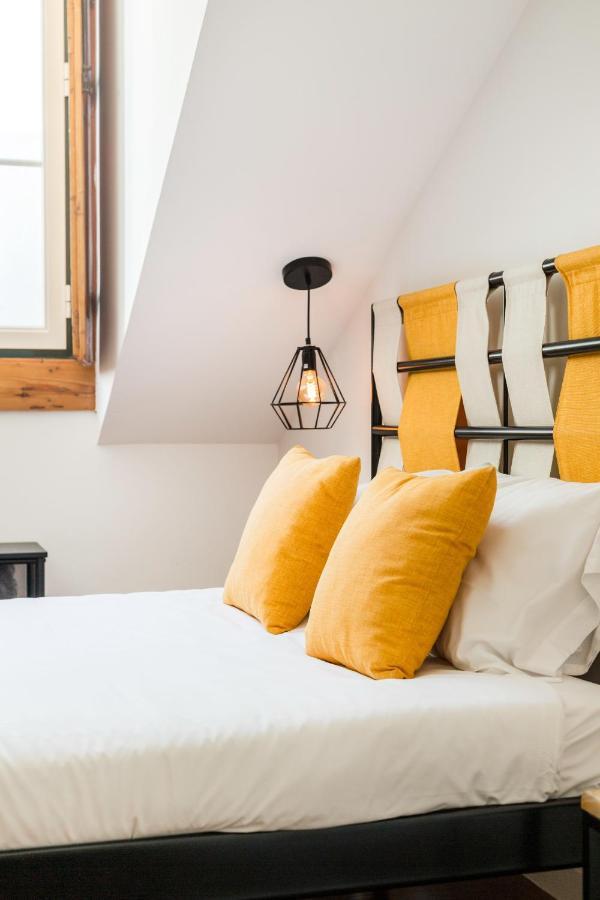Stunning And Spacious Lofts Just By Graca And Alfama Лісабон Екстер'єр фото